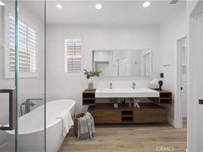 328 Flyers Ln, Tustin CA 92782