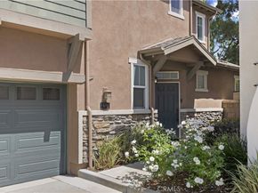 328 Flyers Ln, Tustin CA 92782