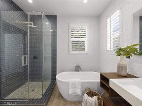 328 Flyers Ln, Tustin CA 92782