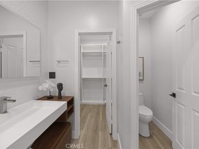 328 Flyers Ln, Tustin CA 92782