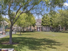 328 Flyers Ln, Tustin CA 92782