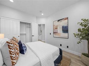 328 Flyers Ln, Tustin CA 92782