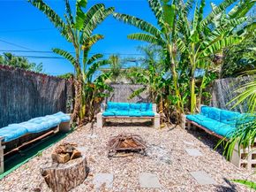 2205 W 7th, Santa Ana CA 92703
