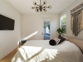 311 Costa Bella Court, Costa Mesa CA 92627