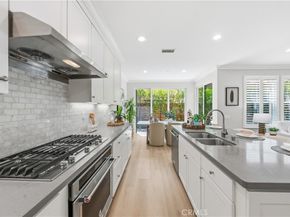 192 Crescent Moon, Irvine CA 92602
