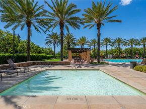 192 Crescent Moon, Irvine CA 92602