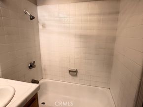 1022 Regis Way, Tustin CA 92780