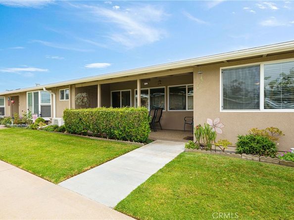 1100 Brookline Road, Seal Beach CA 90740