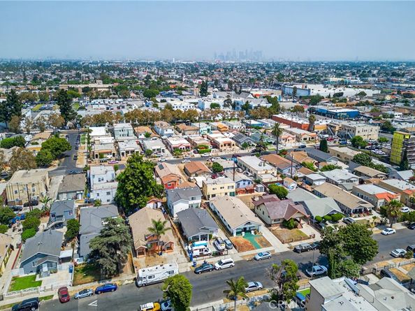 1049 W 61st Street, Los Angeles CA 90044