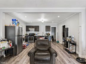 1049 W 61st Street, Los Angeles CA 90044