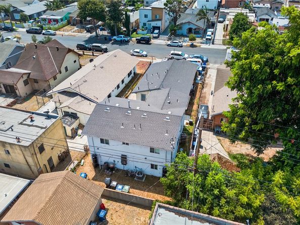 1049 W 61st Street, Los Angeles CA 90044