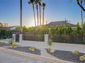 8161 Encino Avenue, Northridge CA 91325