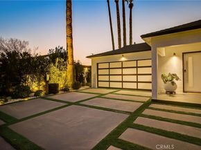 8161 Encino Avenue, Northridge CA 91325