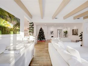 8161 Encino Avenue, Northridge CA 91325