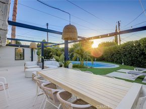 8161 Encino Avenue, Northridge CA 91325