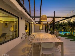 8161 Encino Avenue, Northridge CA 91325