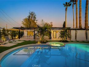 8161 Encino Avenue, Northridge CA 91325