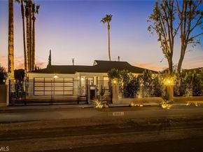 8161 Encino Avenue, Northridge CA 91325