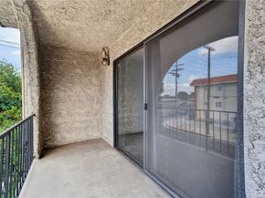 13243 Vanowen 2, North Hollywood CA 91605