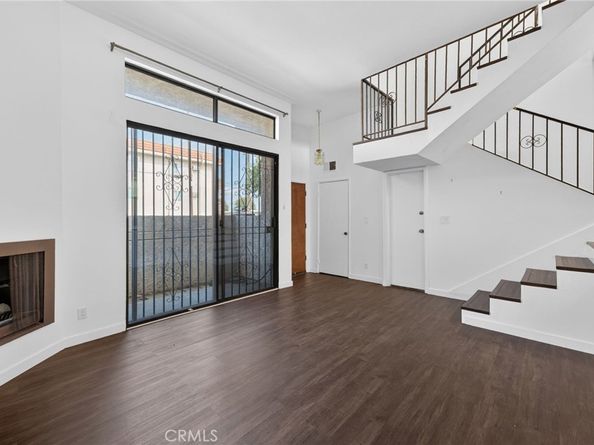 13243 Vanowen 2, North Hollywood CA 91605