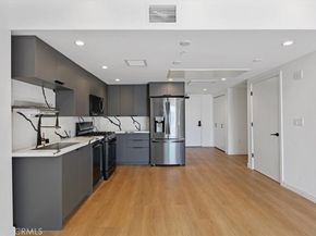 321 S Oxford Avenue 606, Los Angeles CA 90020