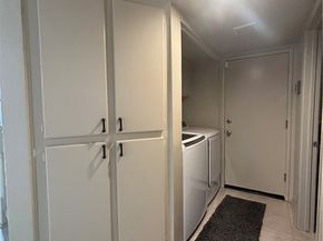 9213 Independence Way, North Hills CA 91343