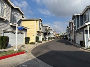 9213 Independence Way, North Hills CA 91343