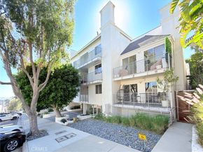 1129 Larrabee Street 10, West Hollywood CA 90069