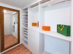 1129 Larrabee Street 10, West Hollywood CA 90069