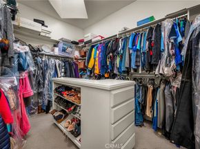 16523 Esprit, Encino CA 91436