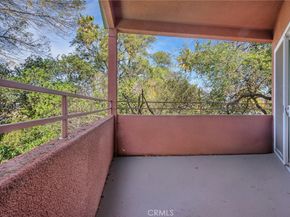 16523 Esprit, Encino CA 91436