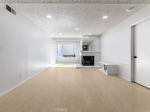 7800 Topanga Canyon 212, Canoga Park CA 91304