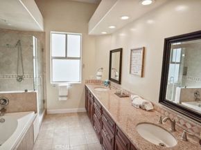 1819 Holmby Avenue 104, Los Angeles CA 90025