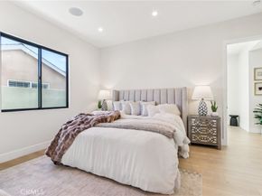 8006 Lloyd Avenue, North Hollywood CA 91605