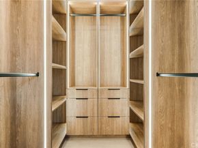 8006 Lloyd Avenue, North Hollywood CA 91605