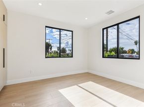 8006 Lloyd Avenue, North Hollywood CA 91605