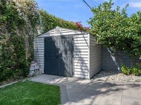 1713 N Pepper Street, Burbank CA 91505