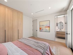 16728 Morrison Street, Encino CA 91436