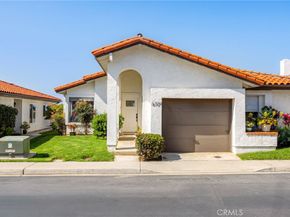 6729 Hyacinth Circle, Carlsbad CA 92011