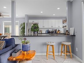 6729 Hyacinth Circle, Carlsbad CA 92011