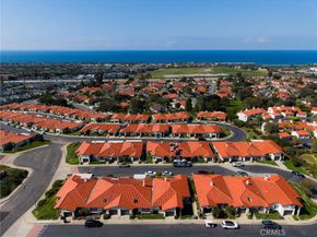 6729 Hyacinth Circle, Carlsbad CA 92011