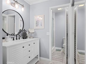 6729 Hyacinth Circle, Carlsbad CA 92011