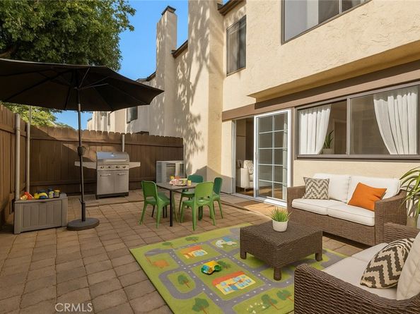 3020 Plaza Lorenzo, Bonita CA 91902