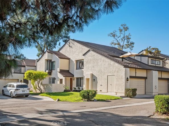 3020 Plaza Lorenzo, Bonita CA 91902