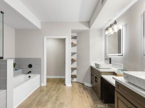 8275 Station Village 3201, San Diego CA 92108