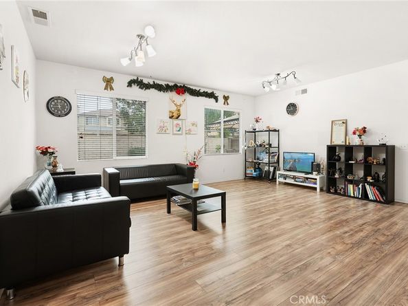 3180 Toopal Dr, Oceanside CA 92058
