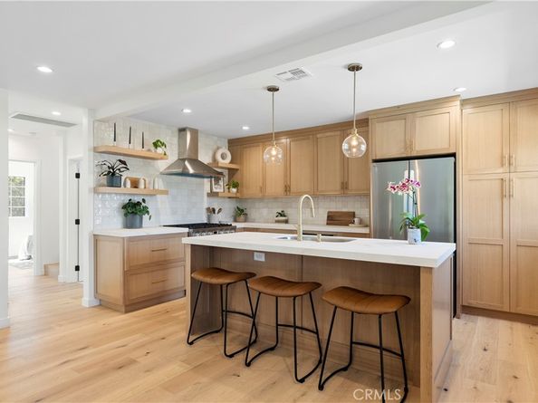 3110 Hollydale Drive, Los Angeles CA 90039