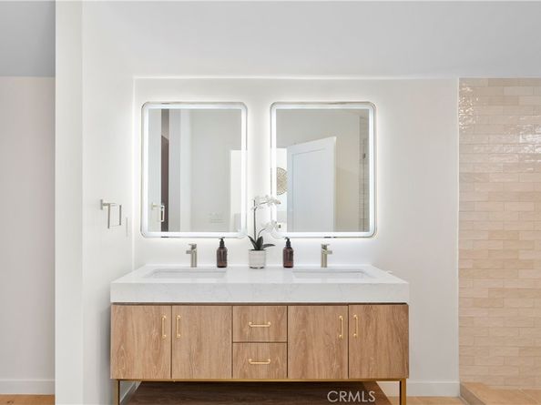 3110 Hollydale Drive, Los Angeles CA 90039