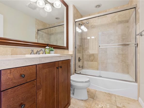 1021 Cravens 9, Torrance CA 90501