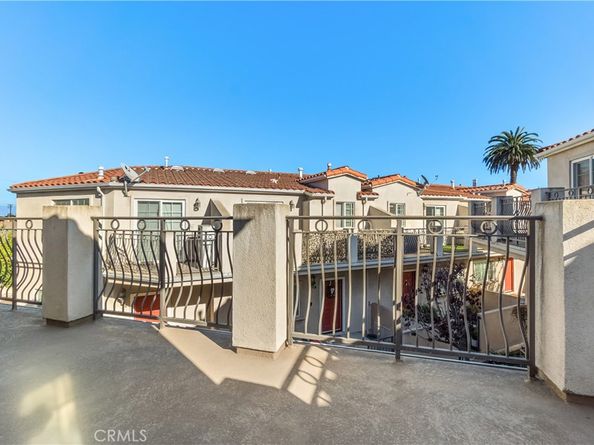 1021 Cravens 9, Torrance CA 90501